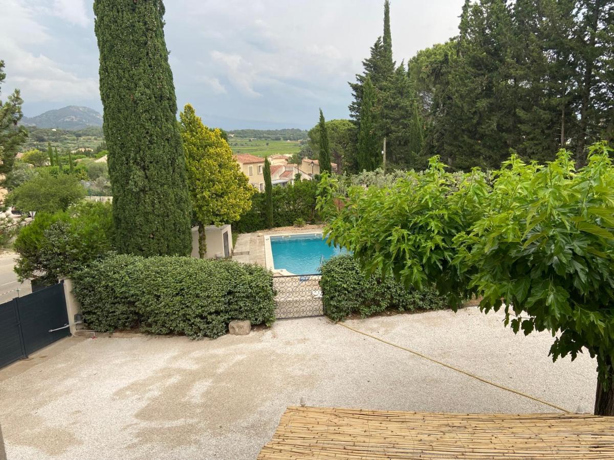 Gite "Au Bout Du Chemin" Beaumes-de-Venise Exterior photo